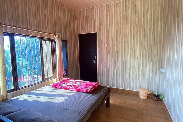 Private Cottage - Shared Occupancy for 2 People