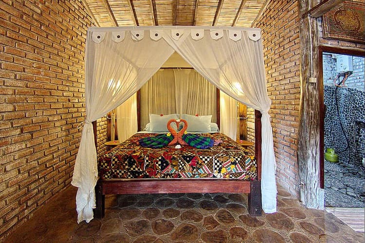 Private Superior Room in Santhiku Hotel (2 people)