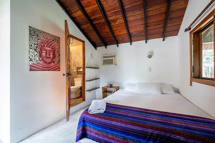 Private Queen Room