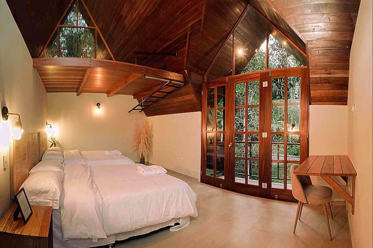 1 Person - Double Bed in a Shared Room