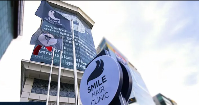 Klinik Rambut Senyum, Umraniye, Turki