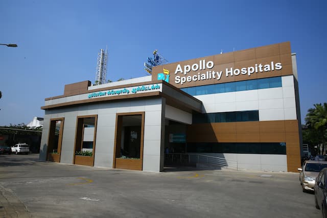 Специализированные больницы Аполло O M R
