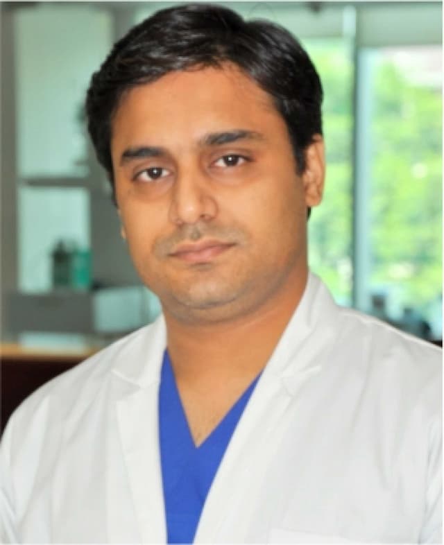 Docteur. Anish Gupta, [object Object]