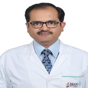 Dr. Sowrabh Kumar Arora, [object Object]